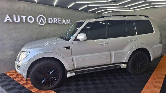 MITSUBISHI PAJERO FULL 3.2 HPE 4X4 16V TURBO INTERCOOLER DIESEL 4P AUTOMÁTICO